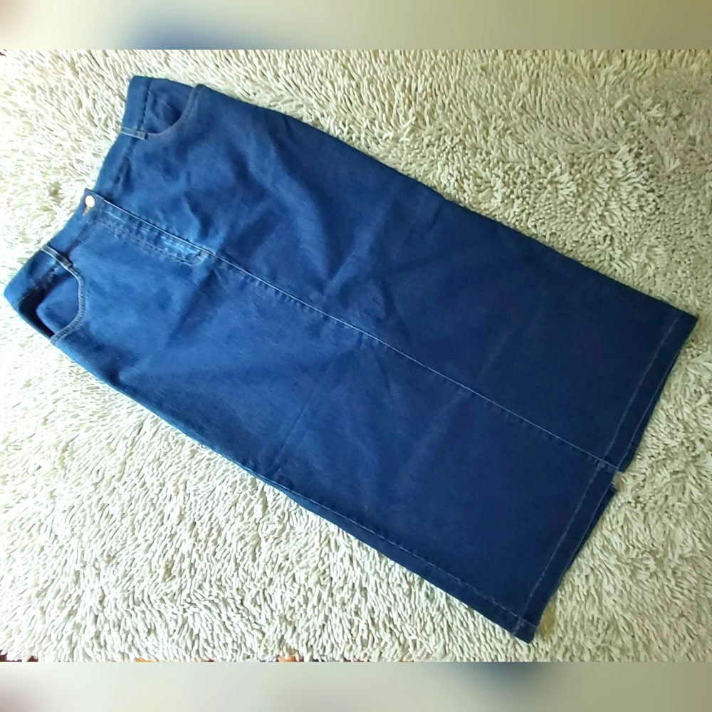 Haggar denim skirt- size 12